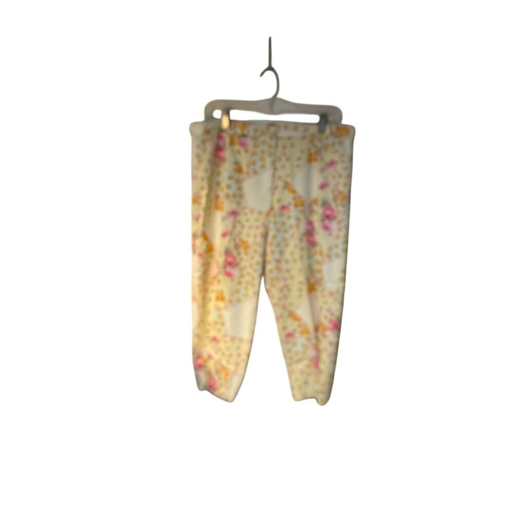 Indulgence women’s shabby chic coquette floral, print, yellow capris, XL